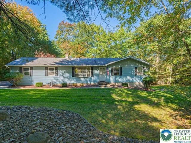 House for sale in Chestnuthill Township, Monroe County