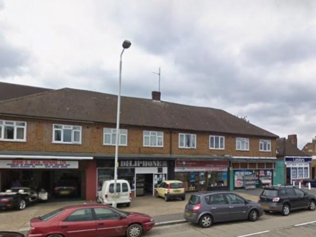 Apartment for rent in Clayhall, Greater London
