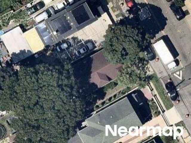 House for sale in Queens, Arverne
