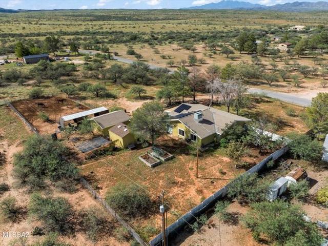 House for sale in Amado, Arizona