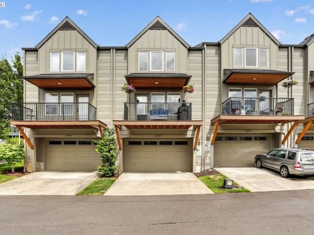 Townhouse for sale in Oregonia
