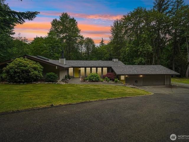 House for sale in Maple Valley, Washington