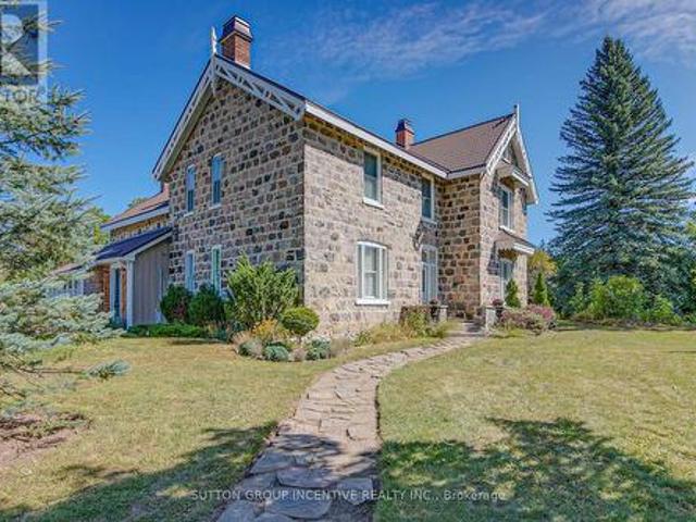 House for sale in Springwater