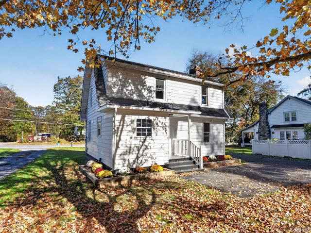 House for sale in Pleasant Valley, Dutchess County