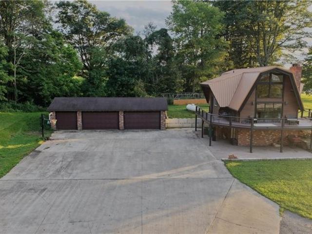 House for sale in Utica, Ohio