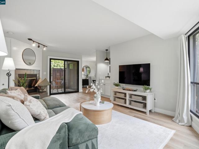 Condo for sale in Walnut Creek, California