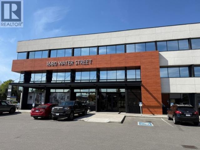 Commercial for rent in Winfield, British Columbia