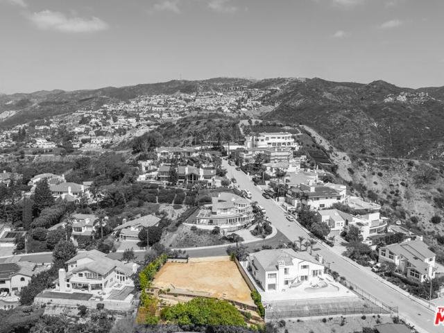 Land for sale in Los Angeles, Los Angeles County