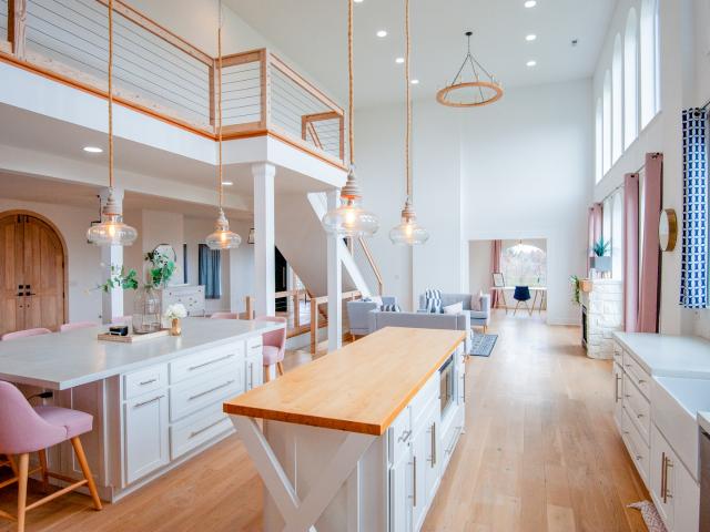 House for sale in Pekin, Illinois
