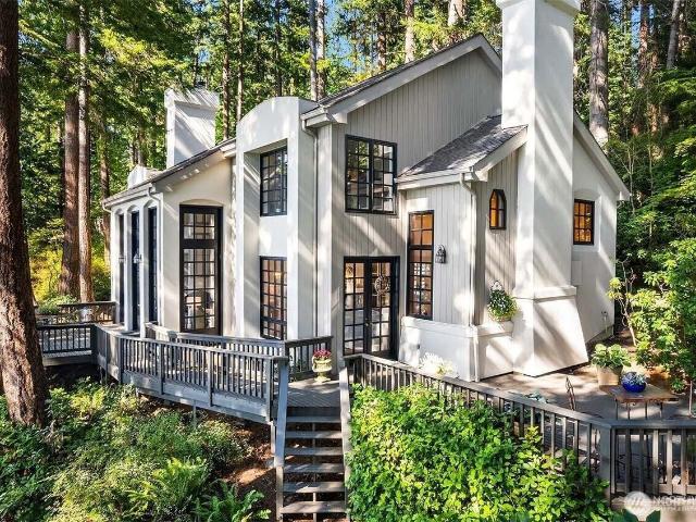 House for sale in Washington