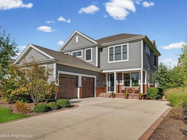 Townhouse for sale in Lake Forest, Lake County