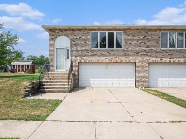 Duplex for sale in Lowell