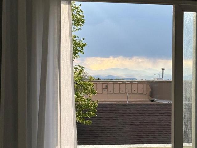 Condo for sale in Arapahoe, Colorado