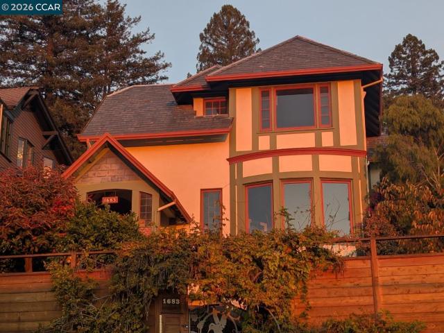 House for sale in Northside, Berkeley