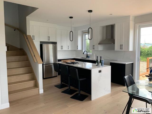House for rent in Brompton–Rock Forest–Saint-Élie–Deauville, Sherbrooke