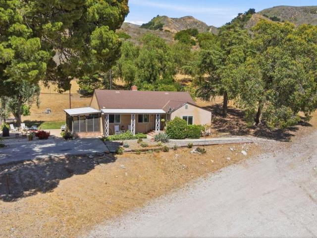 House for sale in Santa Paula, California