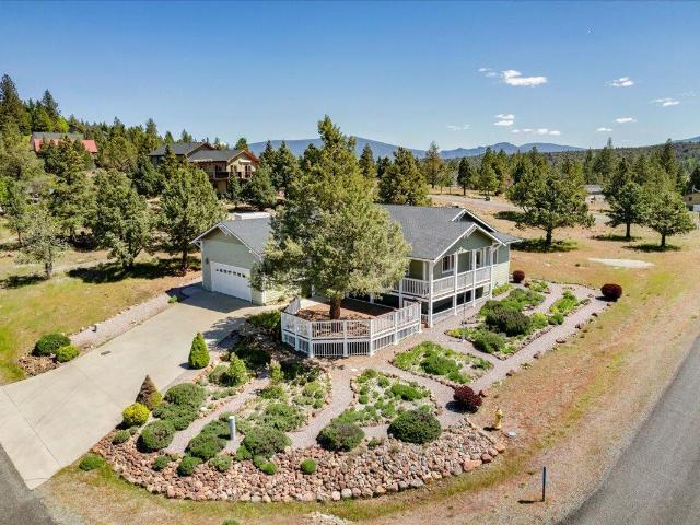 House for sale in Weed, California