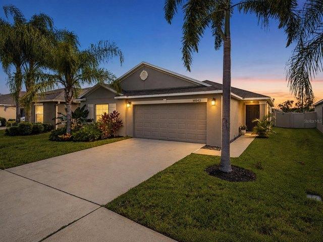 House for sale in Wimauma, Florida