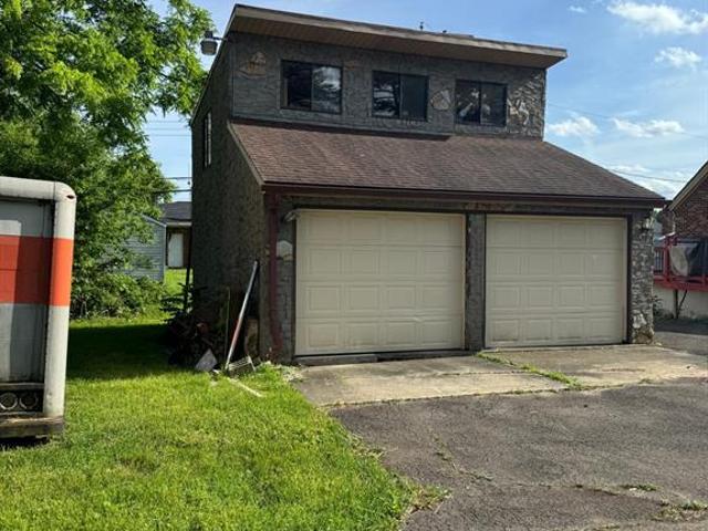 House for sale in Pontiac, Michigan