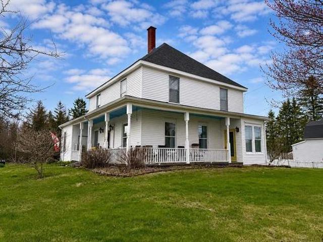 House for sale in River Hebert, Nova Scotia
