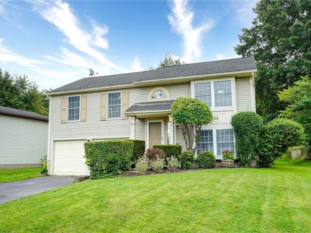 House for sale in Macedon, New York
