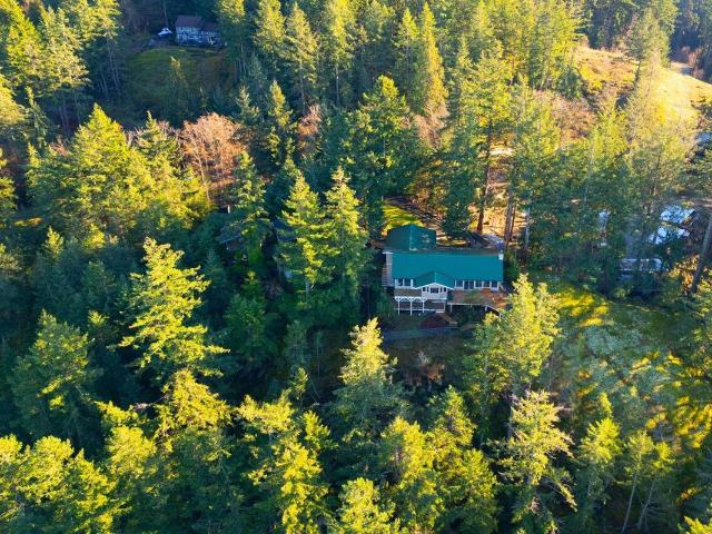 House for sale in Bowen Island, British Columbia