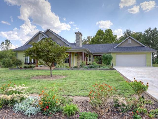 House for sale in Carthage, Missouri