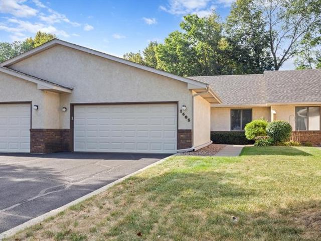 Townhouse for sale in Shakopee, Minnesota