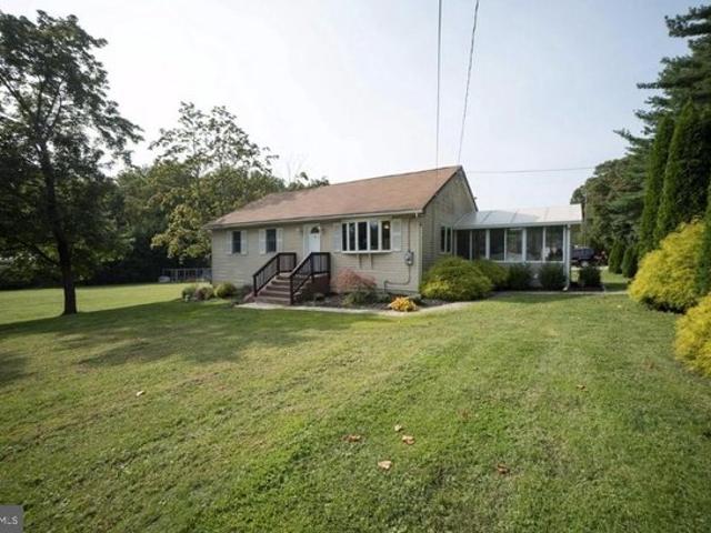 House for sale in Mullica Hill, New Jersey