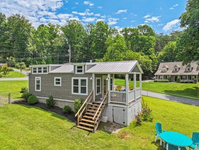 House for sale in Hiawassee, Georgia