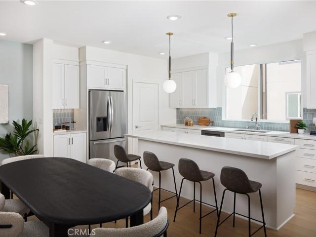Townhouse for sale in Canoga Park, California