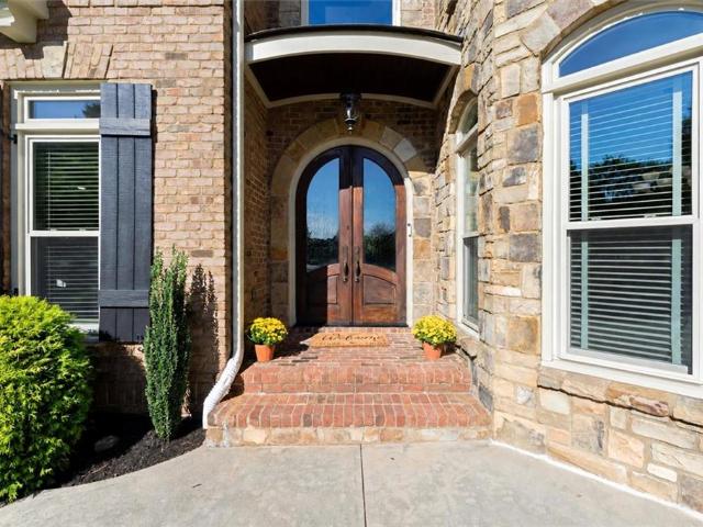 House for sale in Alpharetta, Fulton County