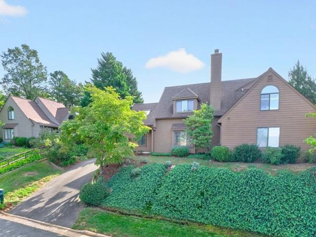 Townhouse for sale in Charlottesville, Virginia