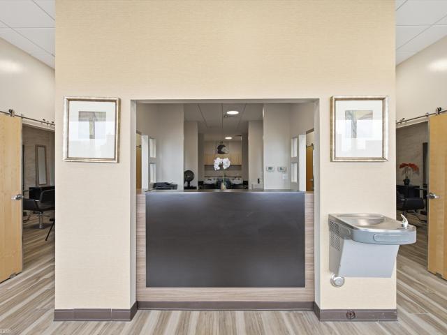Commercial for sale in Garfield Park Apartments, Fraser