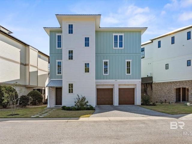 House for sale in Gulf Shores, Alabama