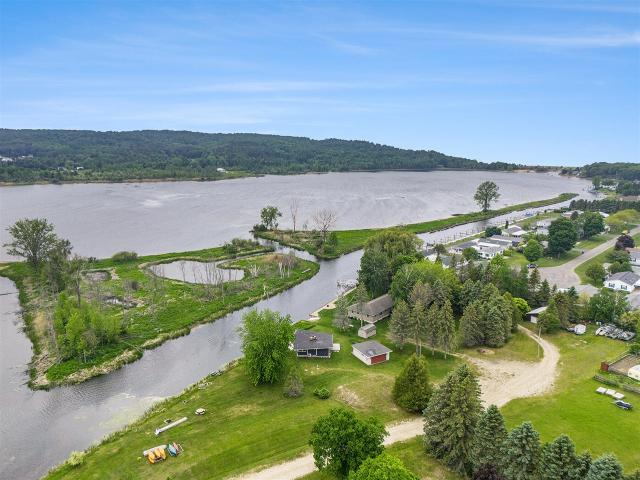House for sale in Arcadia, Michigan