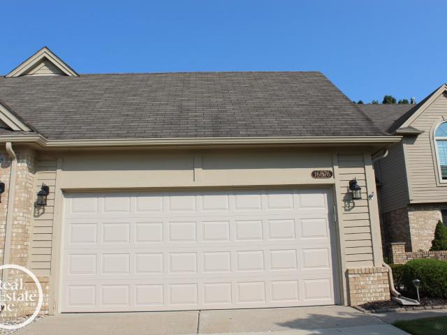 Condo for sale in Macomb