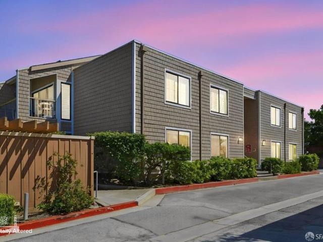 Condo for sale in San Mateo, California