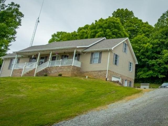 House for sale in Drakesboro, Kentucky