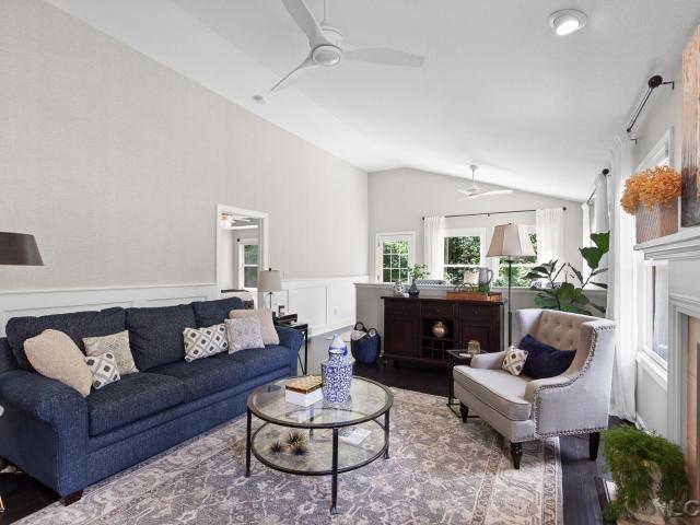 Condo for sale in Adrian