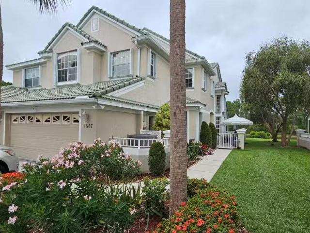 Condo for sale in Port Saint Lucie