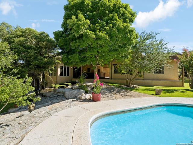 House for sale in Canyon Lake