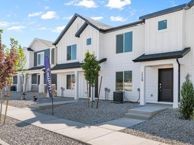 Townhouse for sale in Tooele, Utah