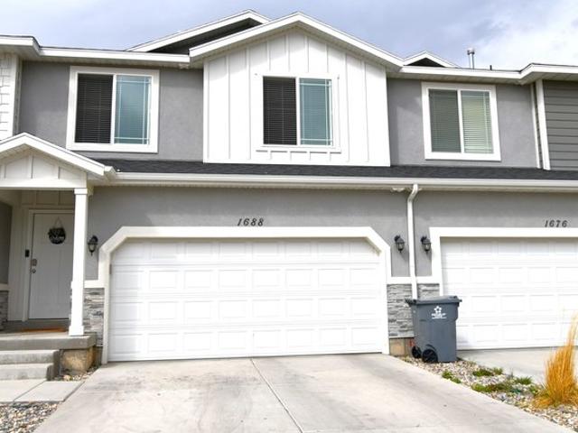 Townhouse for sale in Mapleton, Utah