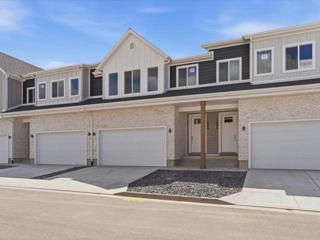 House for sale in Syracuse, Utah