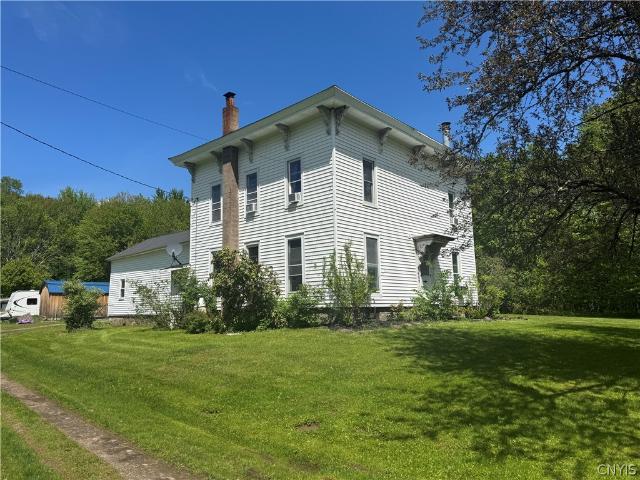 House for sale in Oneida, New York