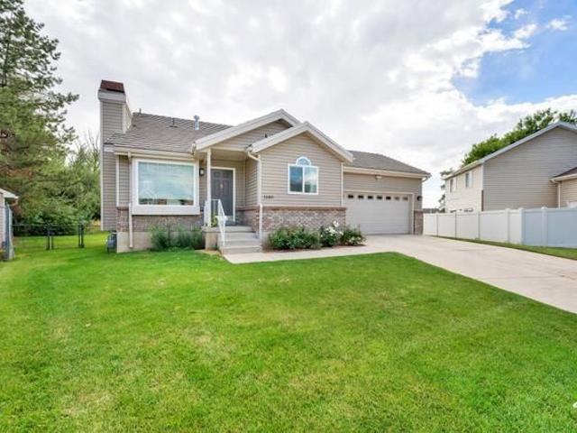House for sale in Centerville