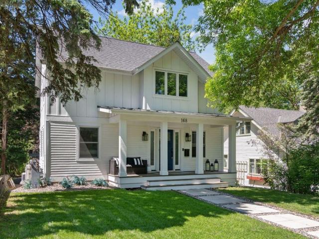 House for sale in Excelsior