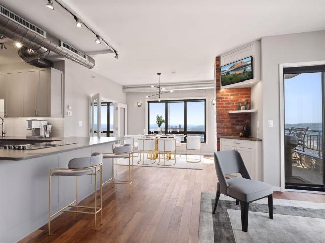 Condo for sale in Downtown, Ramsey