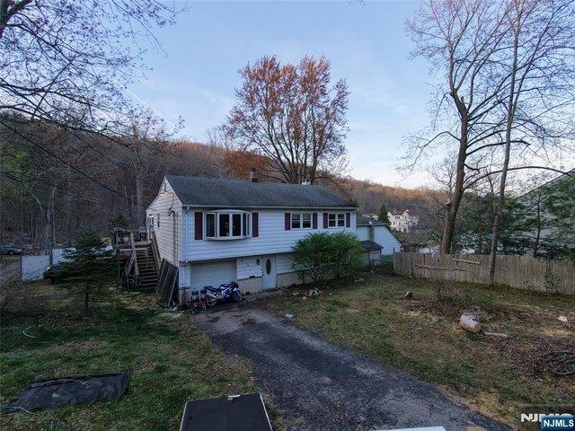 House for sale in Passaic, New Jersey